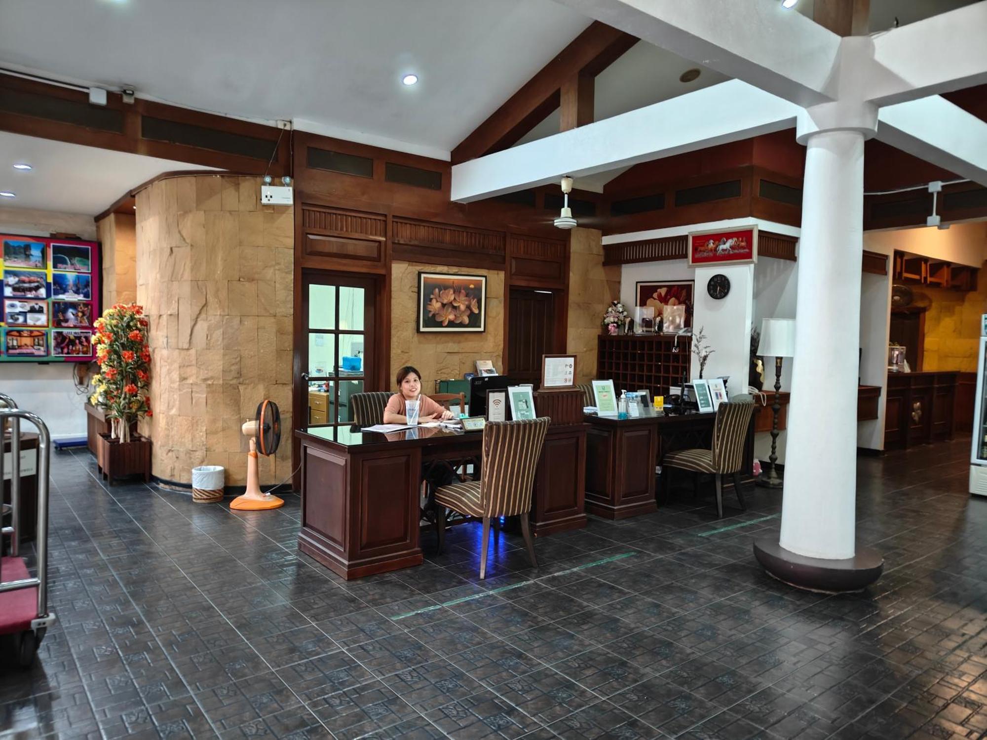 Phuket Leelavadee Hua Ting Resort Patong Zewnętrze zdjęcie