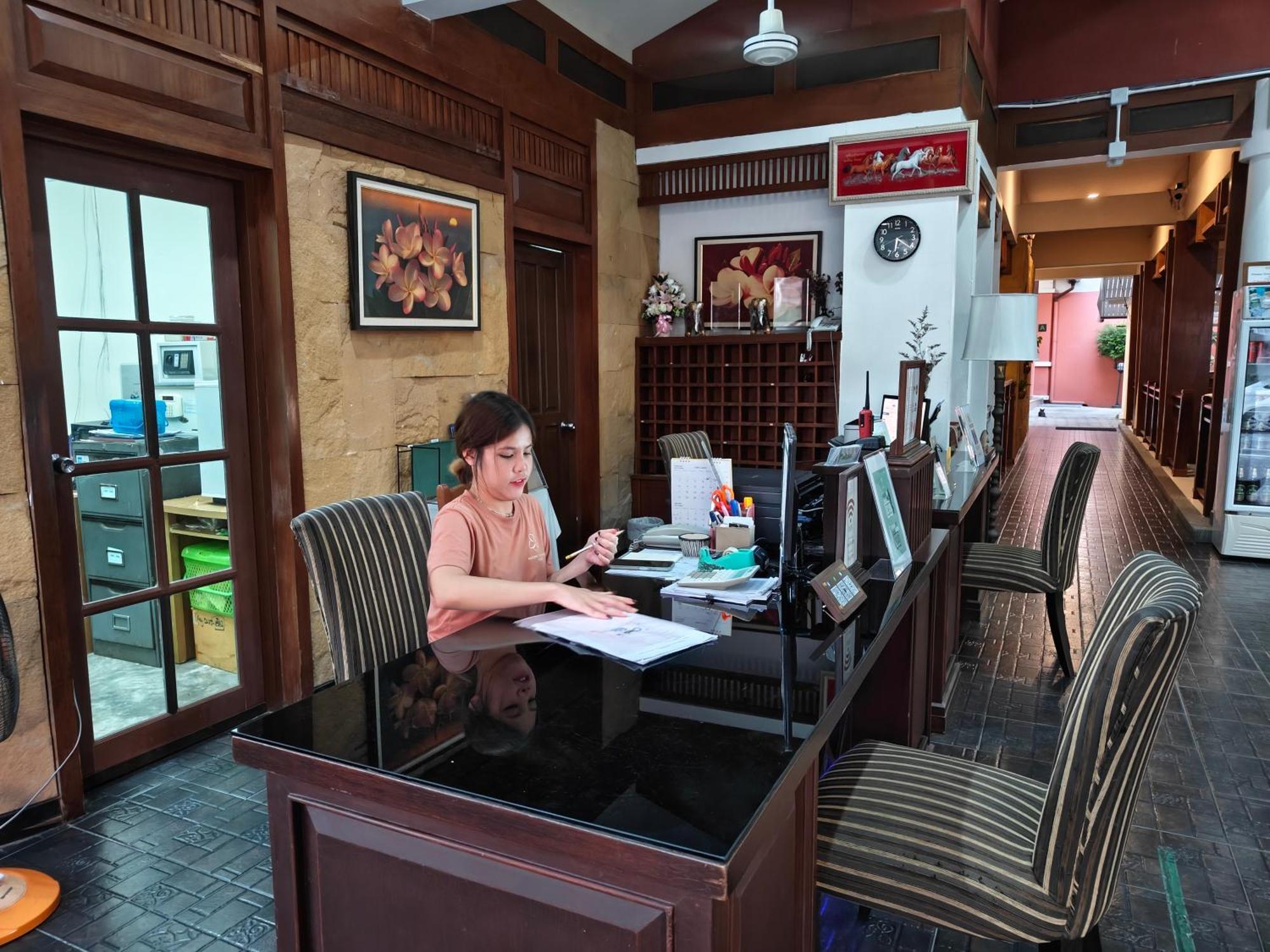 Phuket Leelavadee Hua Ting Resort Patong Zewnętrze zdjęcie