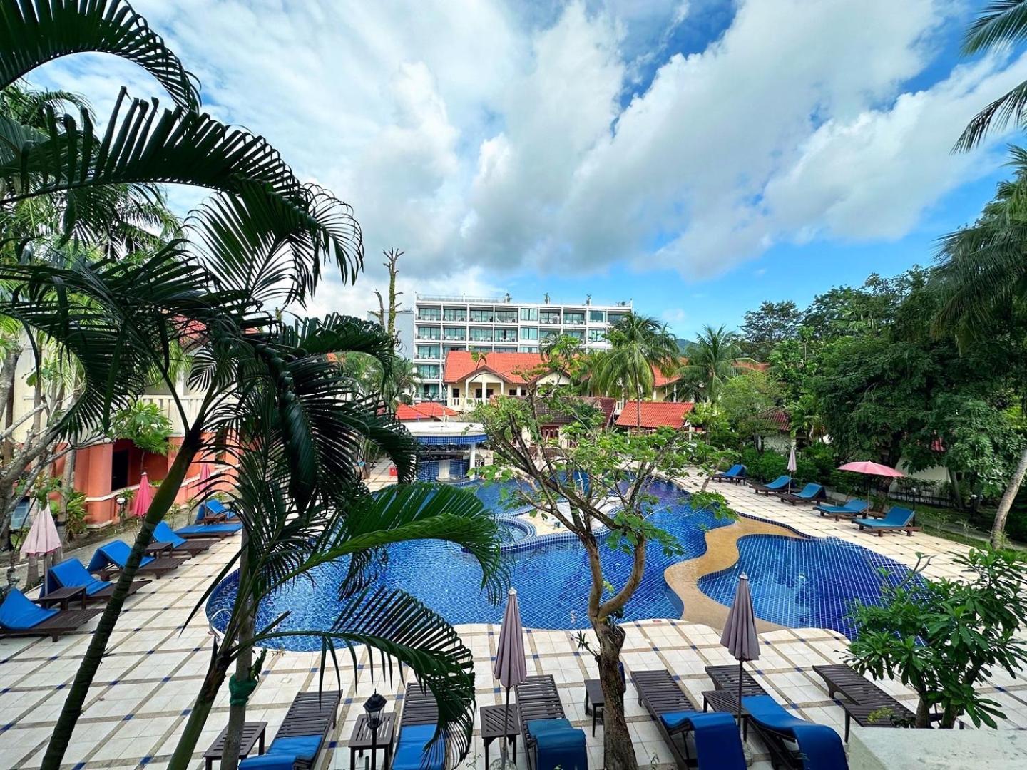 Phuket Leelavadee Hua Ting Resort Patong Zewnętrze zdjęcie