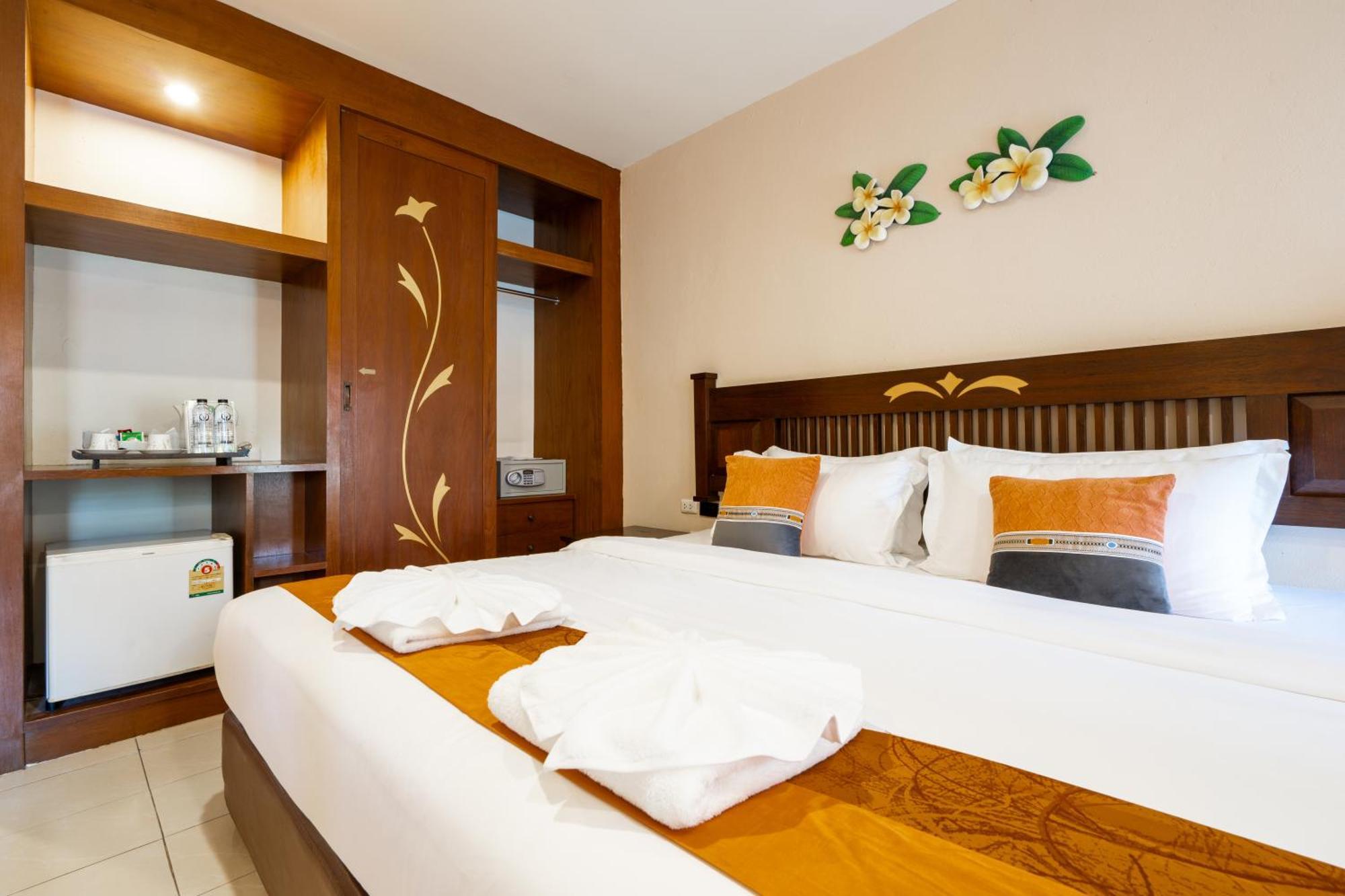 Phuket Leelavadee Hua Ting Resort Patong Zewnętrze zdjęcie